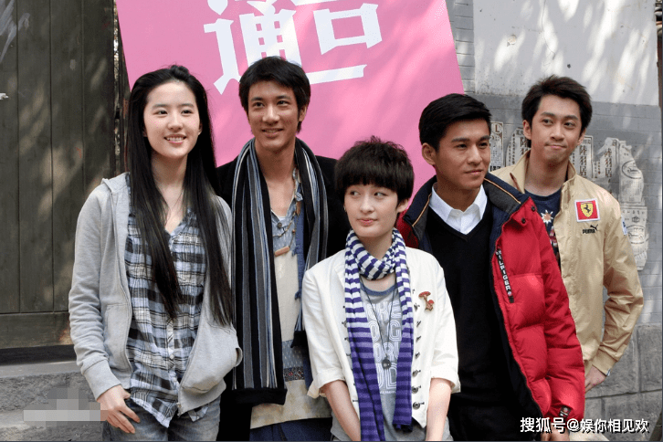 摆布|好家伙，电影《恋爱通告》竟是王力宏导演，主演，编剧，出品？