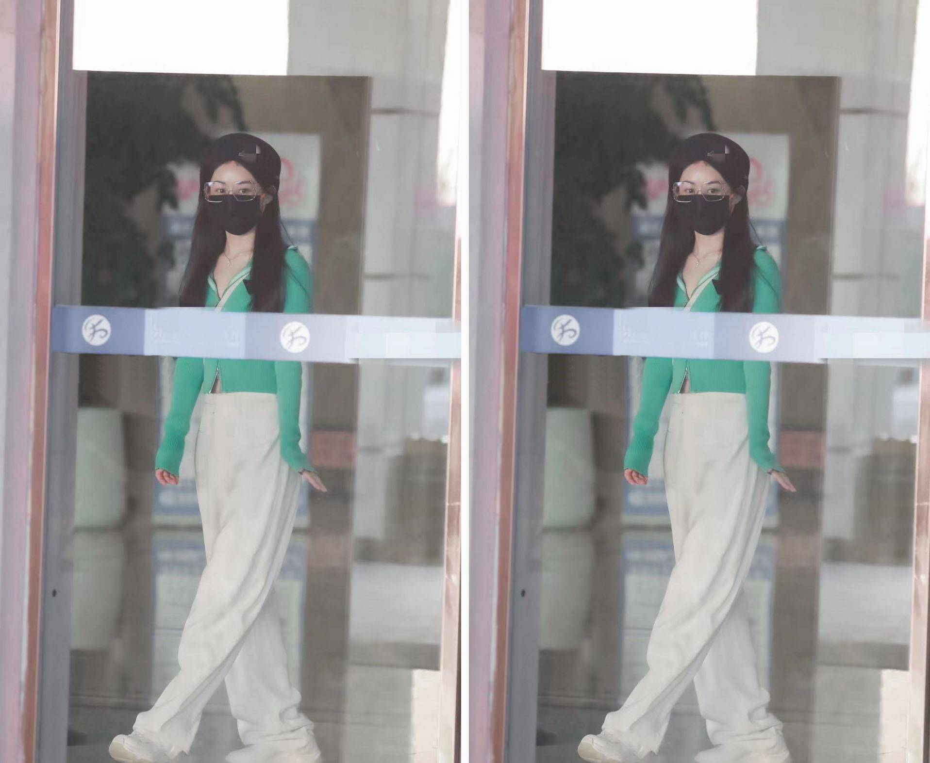 赵丽颖 赵丽颖造型罕见翻车,机场路透绿色短上衣配小白裤,显得腰粗腿短