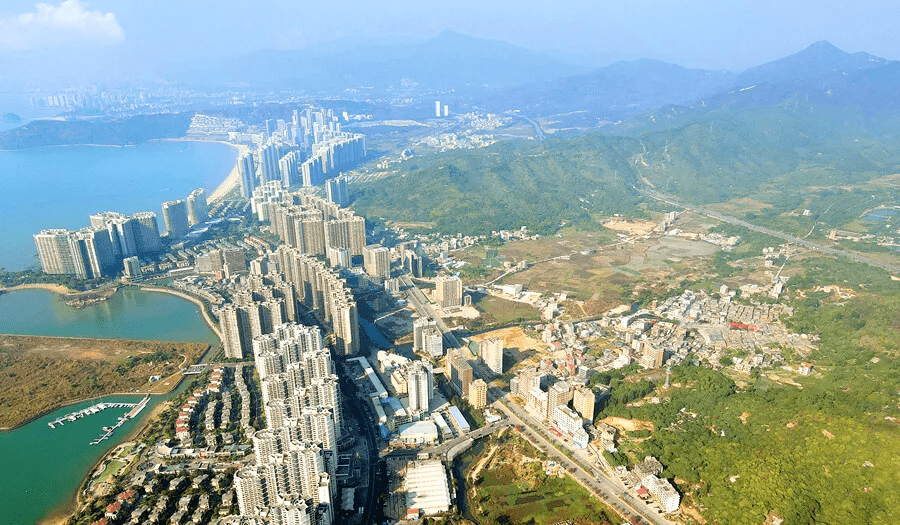 惠东稔山盐灶背村闹中取静好风光