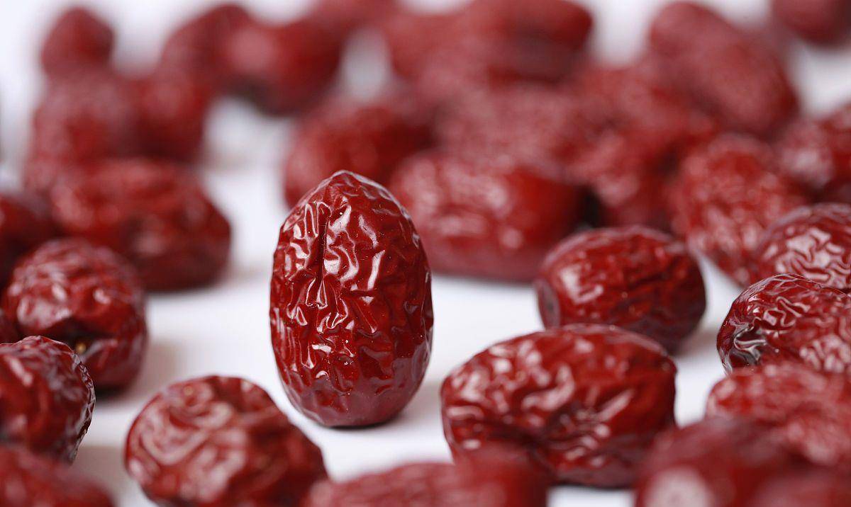 肝脏|肝不好的人，三件事最好避开！学会“三招”，给肝排排毒，少生病