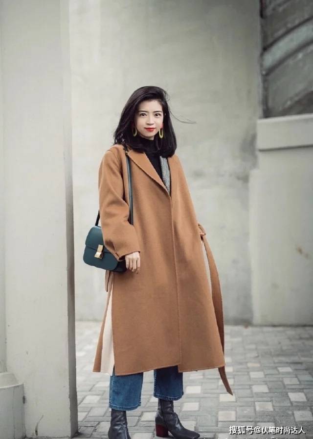 原创被三木的大衣穿搭惊艳了有种时尚大片的既视感时髦洋气又保暖