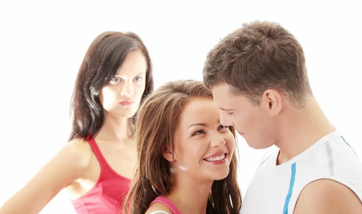 男人出轨后,家庭和情人有啥不同_老婆_小三_女人