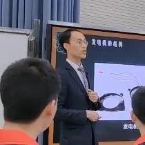 情境|湘潭县第一中学教师载誉归来