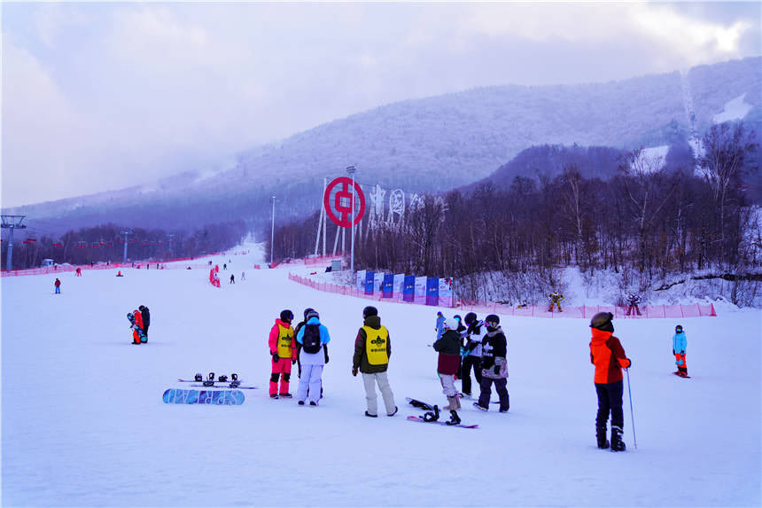 阿什|雾凇仙境，滑雪天堂，解锁吉林市的N种玩法，让这个冬天与众不同