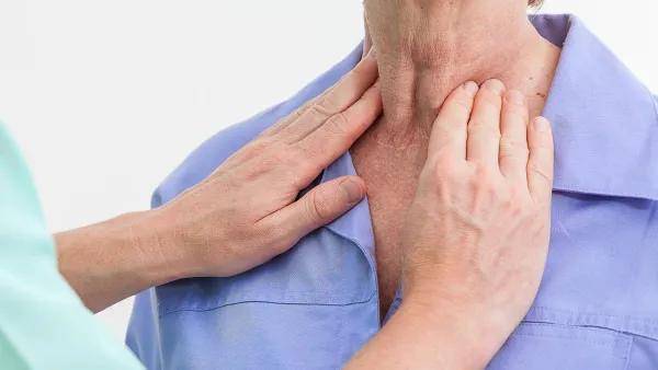 老年人甲亢可能出现的6种特殊症状_甲状腺_患者_检查