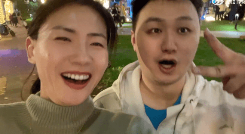 游泳冠军"耍宝",沙排一姐笑得开心_薛晨_张琳_退役