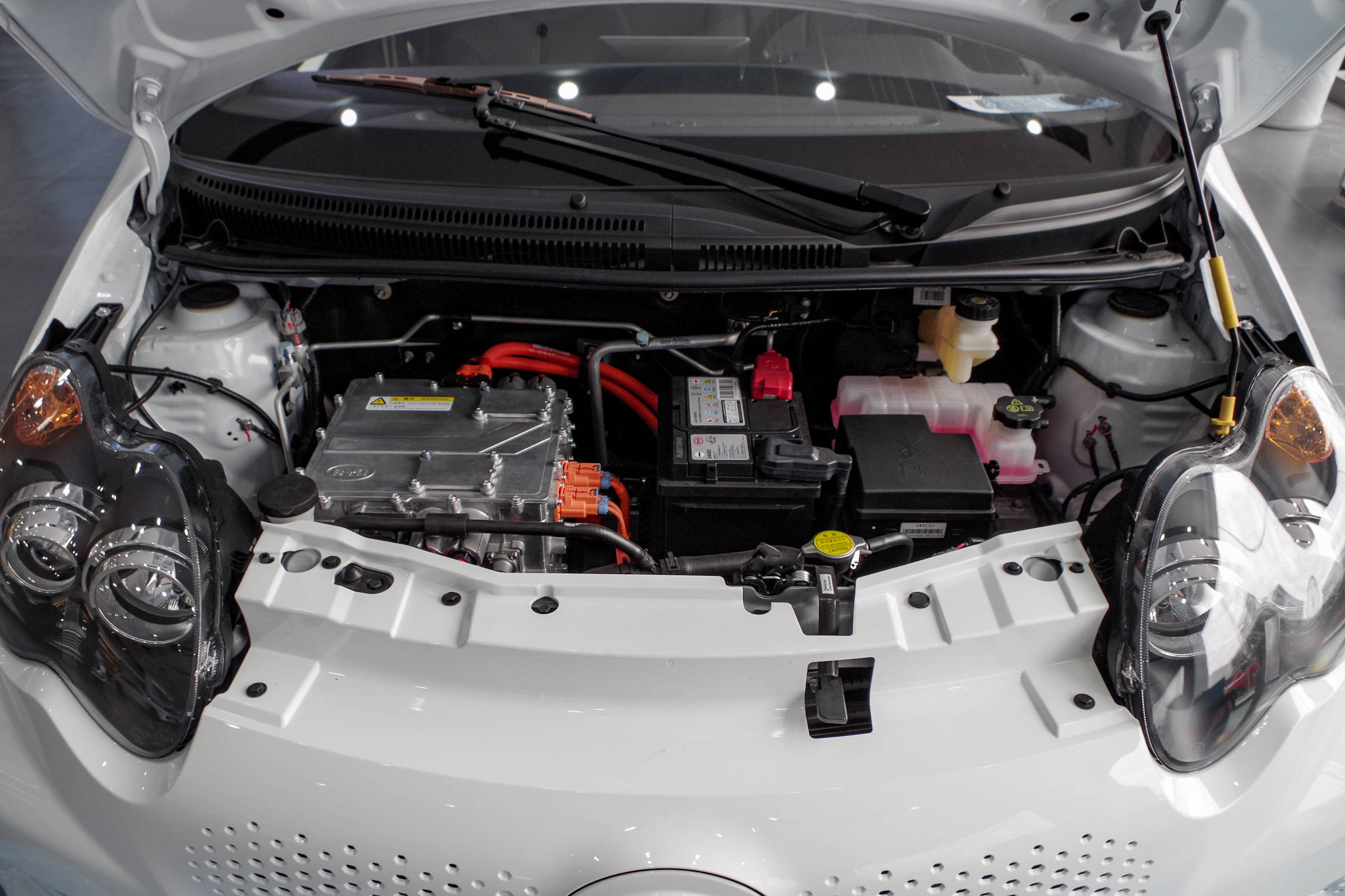 试驾2020款比亚迪e1续航满足车身灵动