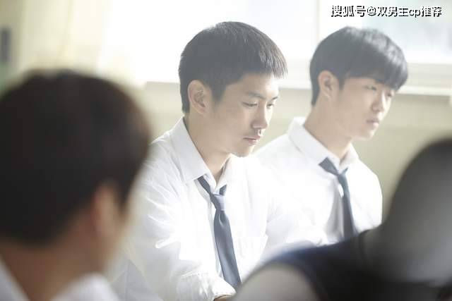 同学|腐剧推荐丨《夜间飞行》韩国双男主电影，青春校园