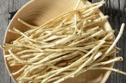 毒素|肝胆医生提醒:肝不好,晨起会有4种表现,若一个不占,肝还健康