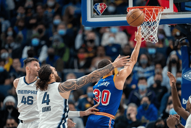 庫(kù)里|8個(gè)三分球+46分！庫(kù)里帶著勇士殘陣猛追太陽(yáng)，灰熊不能沒(méi)有莫蘭特