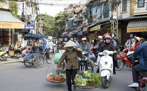 去越南旅游，若有美女问你“要生菜吗”，劝你最好扭头就走
