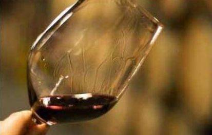 行话|葡萄酒行话：什么是“酒腿”？