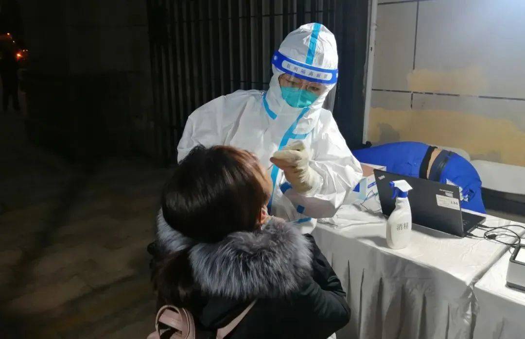 第一医院|抗击疫情使命担当在肩 筑牢防线先锋一往无前