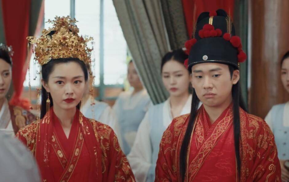 那几分|颜值不够演技凑，郭麒麟《赘婿》首播全网热度第一！这星二代争气