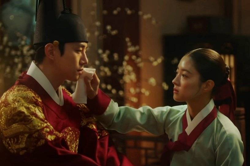 衣袖 历史上的宫女解析 德任是 至密宫女 连王圆房也得管 工作 后宫 厨房