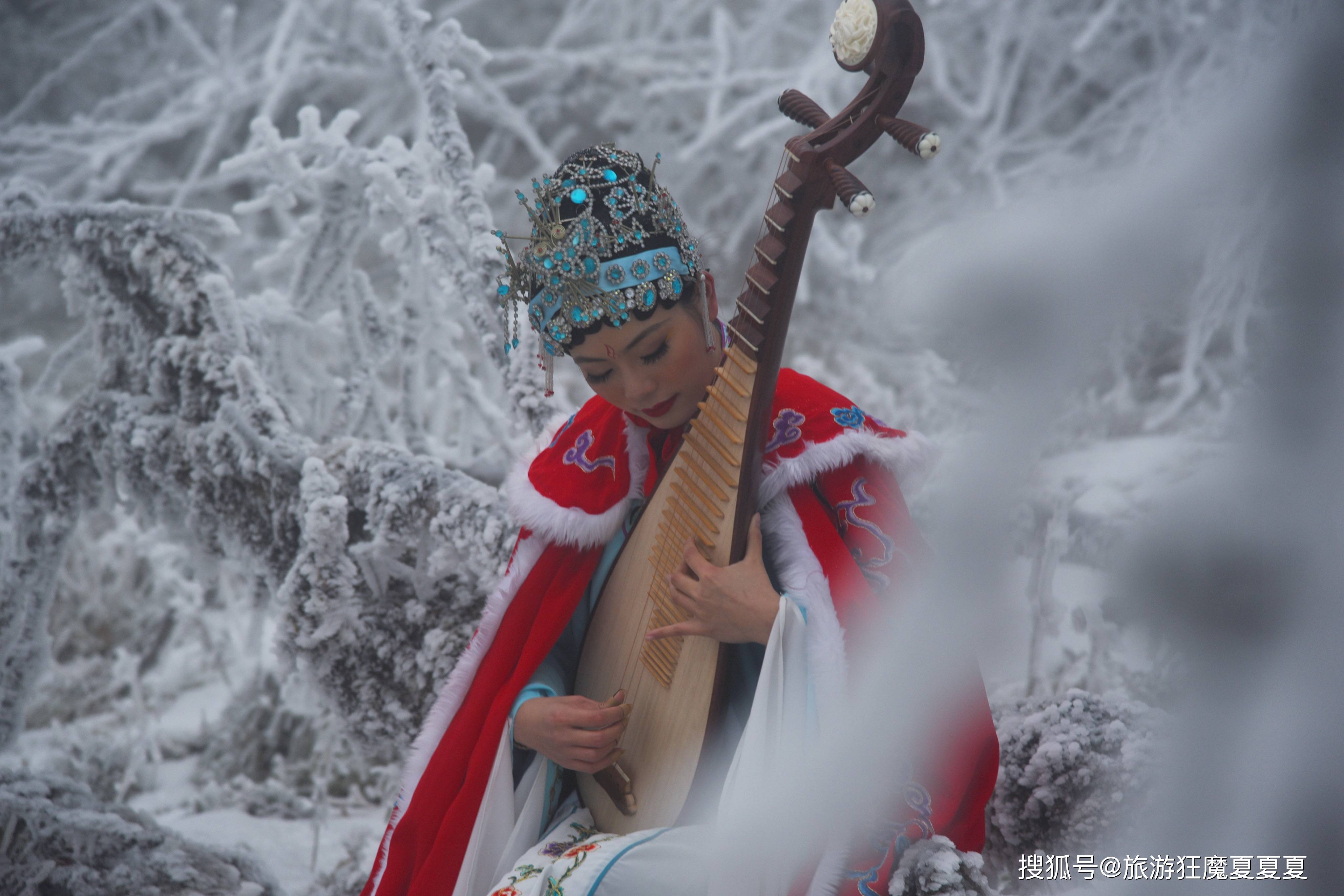 王岗坪|四川赏雪好去处，山上小木屋宛如北欧，还能远眺蜀山之王贡嘎雪山