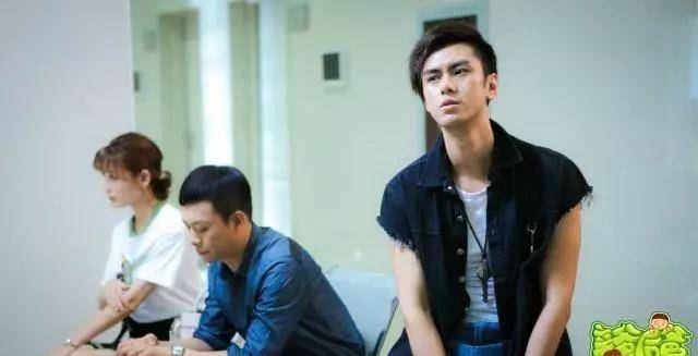 生活|【2月6日初二】《我的亲爹和后爸》一个儿子两个爸|点播推荐