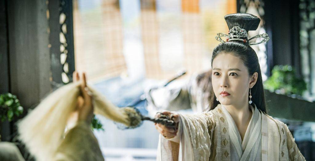 赵敏周|《倚天屠龙记》将播，张无忌坐拥四大美人，赵敏周芷若你选谁？