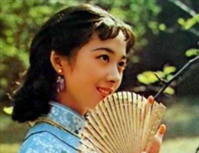 电影|1986年龚雪因“流氓案”赴美，如今丈夫成高管，女儿名校毕业