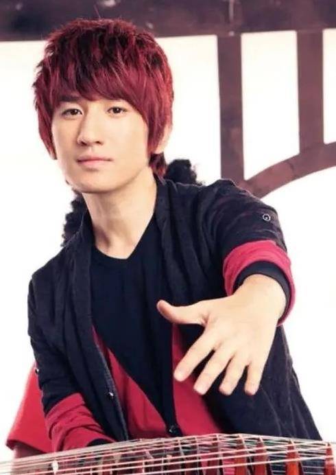 原创胡彦斌许嵩和后弦谁是内地中国风第一人我们看周杰伦就知道了