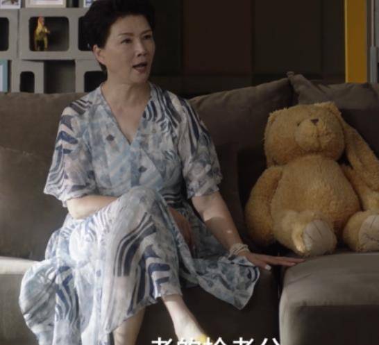 演技|《小舍得》蒋欣演技爆发,穿衣风格看出和南俪地位差距