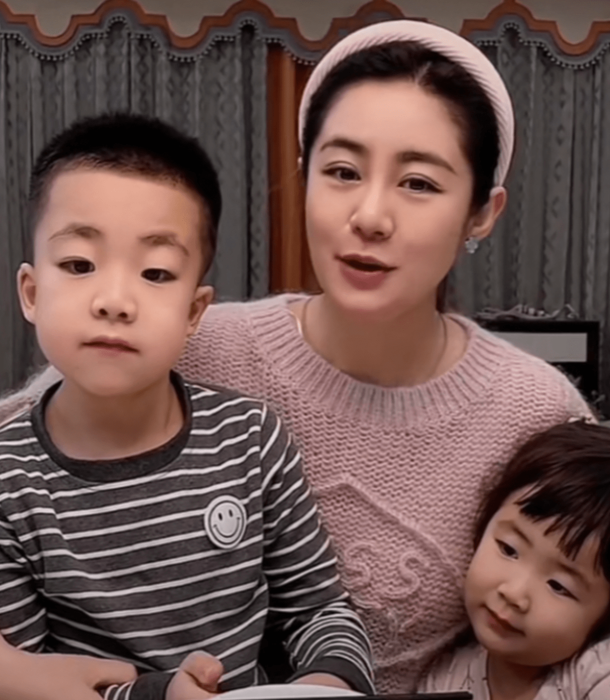 赵家班第三代崛起胖丫女儿漂亮贺树峰儿子呆萌毕畅儿女双全