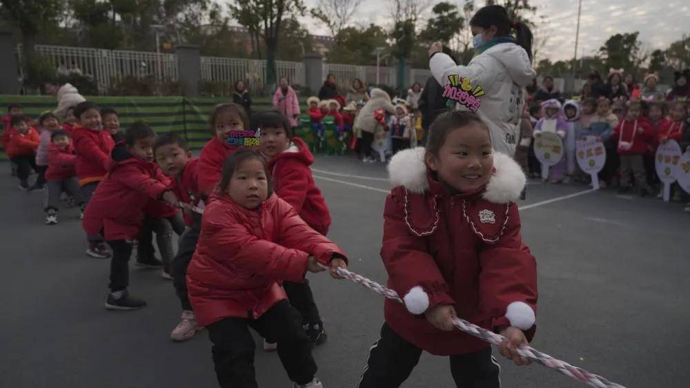 跳繩|冰墩墩帶你一起“趣”運(yùn)動(dòng)