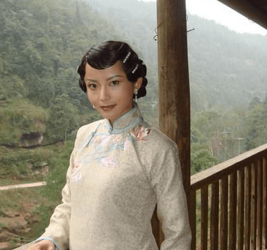 因演方瑜走红,33岁因病去世,为汪雨穿婚纱下葬_李冰冰_角色_黄晓明