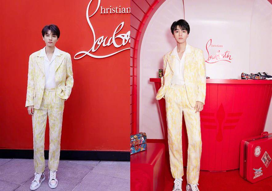 套装 王俊凯成长了不少,虽然穿白色套装还带着少年样,但一点不稚嫩了