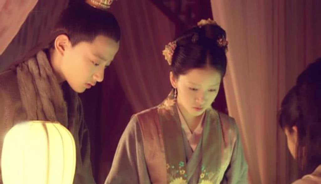 角色|新版《红楼梦》虽然被吐槽太烂,不过却是众星云集