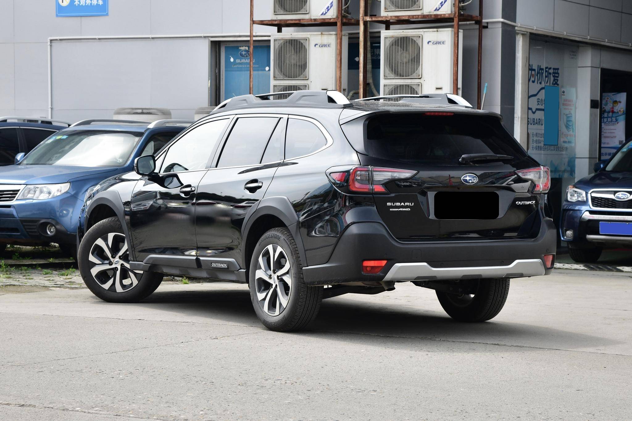 2022款斯巴鲁傲虎上市搭载25l水平对置发动机起售价3128万