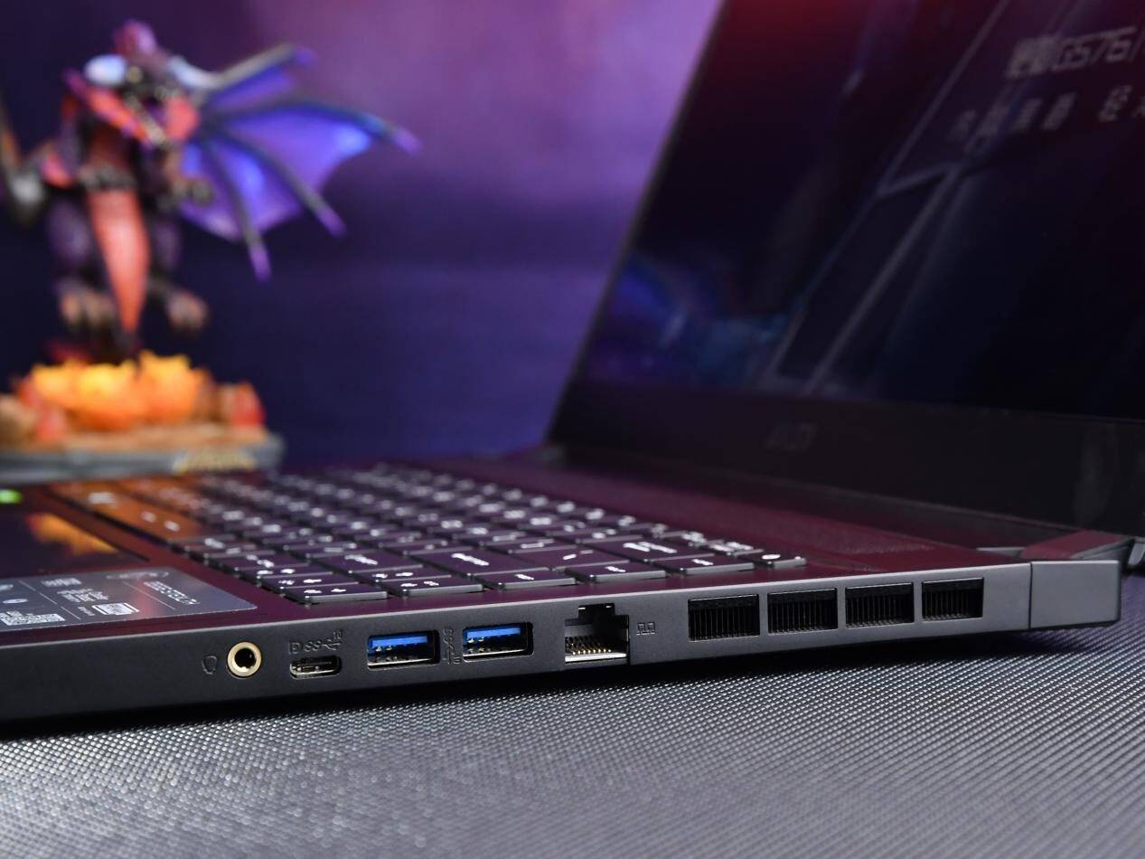 低调便携的全能本 微星绝影gs系列真香_游戏_高性能_机身