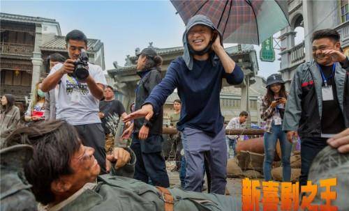 周星驰|知名导演发朋友圈嘲讽《新喜剧之王》，暗指周星驰不会拍电影