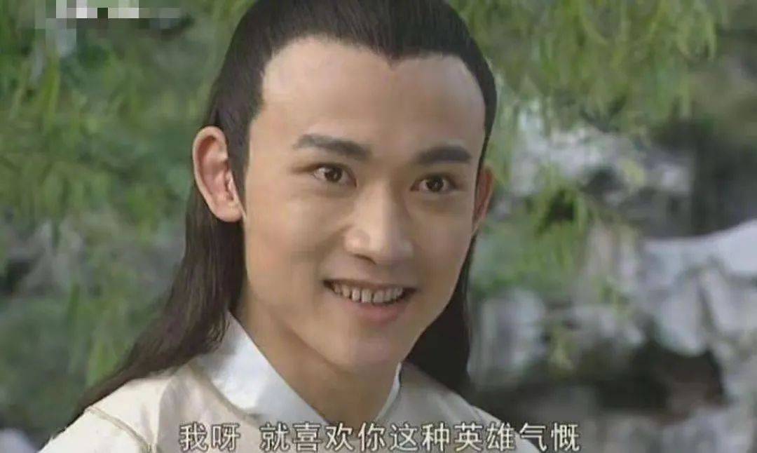 假发明星“秃顶”群像，中年男星头顶稀疏成重灾区，女星靠假发片社交