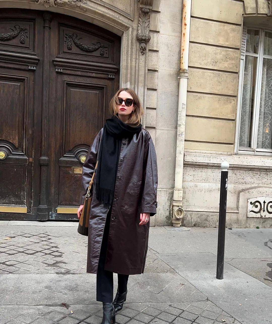 围巾|唐艺昕和张若昀的悲喜并不相通？马上新年，赶快与emo拜拜