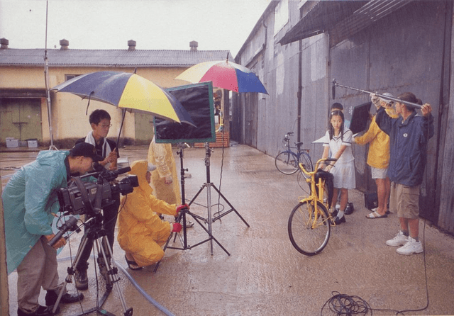 救星|蓝色生死恋幕后：真实故事改编，文根英是“救星”，导演曾“指挥”太阳