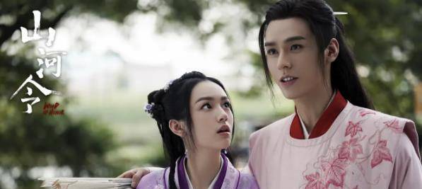 角色|2021年度热门角色，曾一人“单挑”两大选秀节目，成为春天的光！