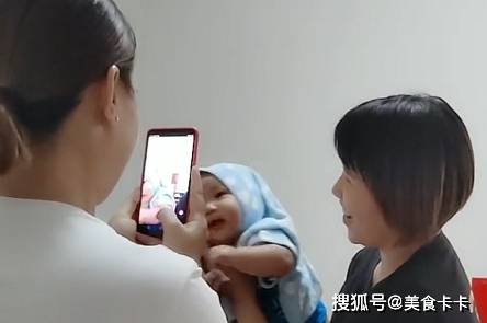 如何拍视频带娃 a92bdb52943940769daed0c7d1de8f92.jpeg