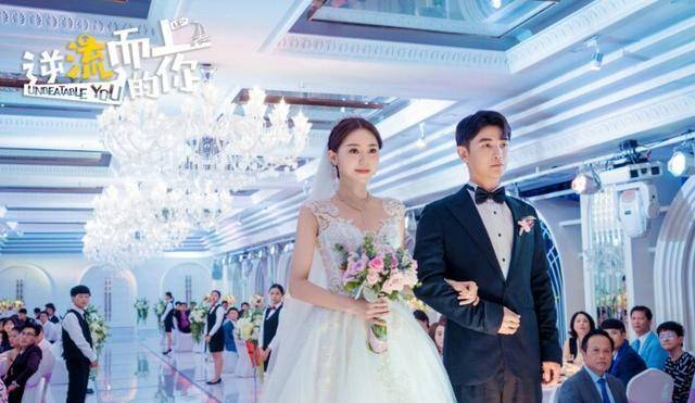 杨幂|同为杨幂旗下艺人，热巴粉丝是她的60倍，今合作孙坚cp感十足!