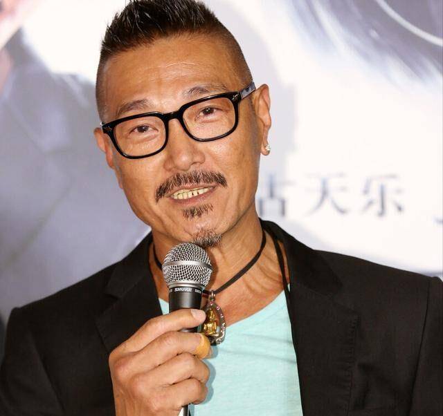 生活|卢惠光：跟随成龙三十年，弹指间被解雇，遣散费只有十万