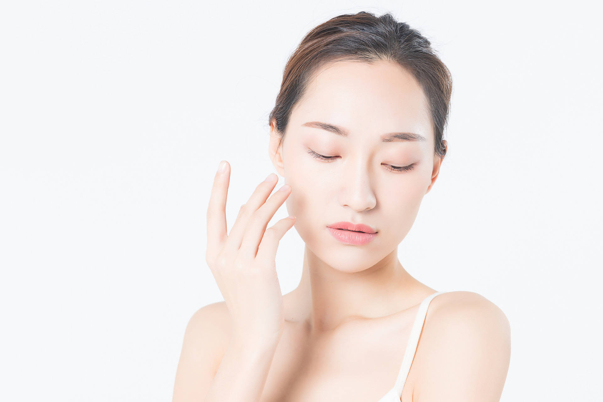婴儿兰亭护肤代琦老师：敏感肌护肤选择婴儿护肤品更合适？