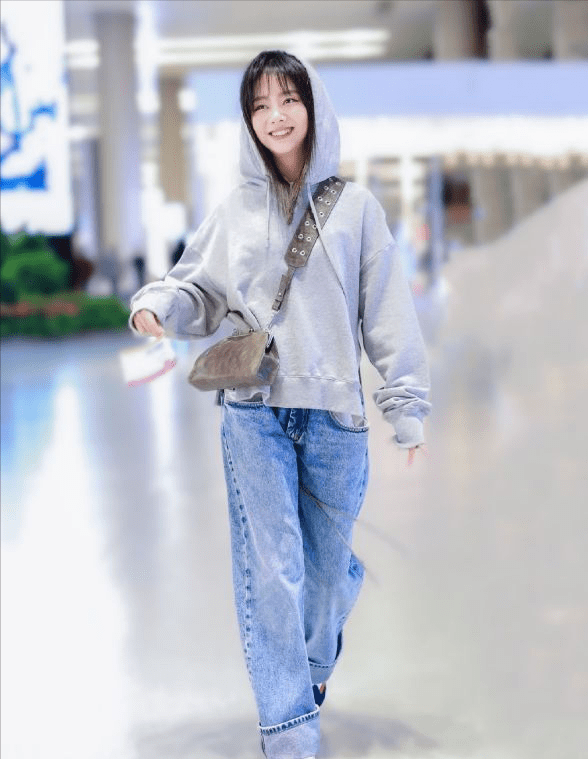 本人 小个子看过来！学谭松韵这个扎裤子方法，你就是元气学生妹本人