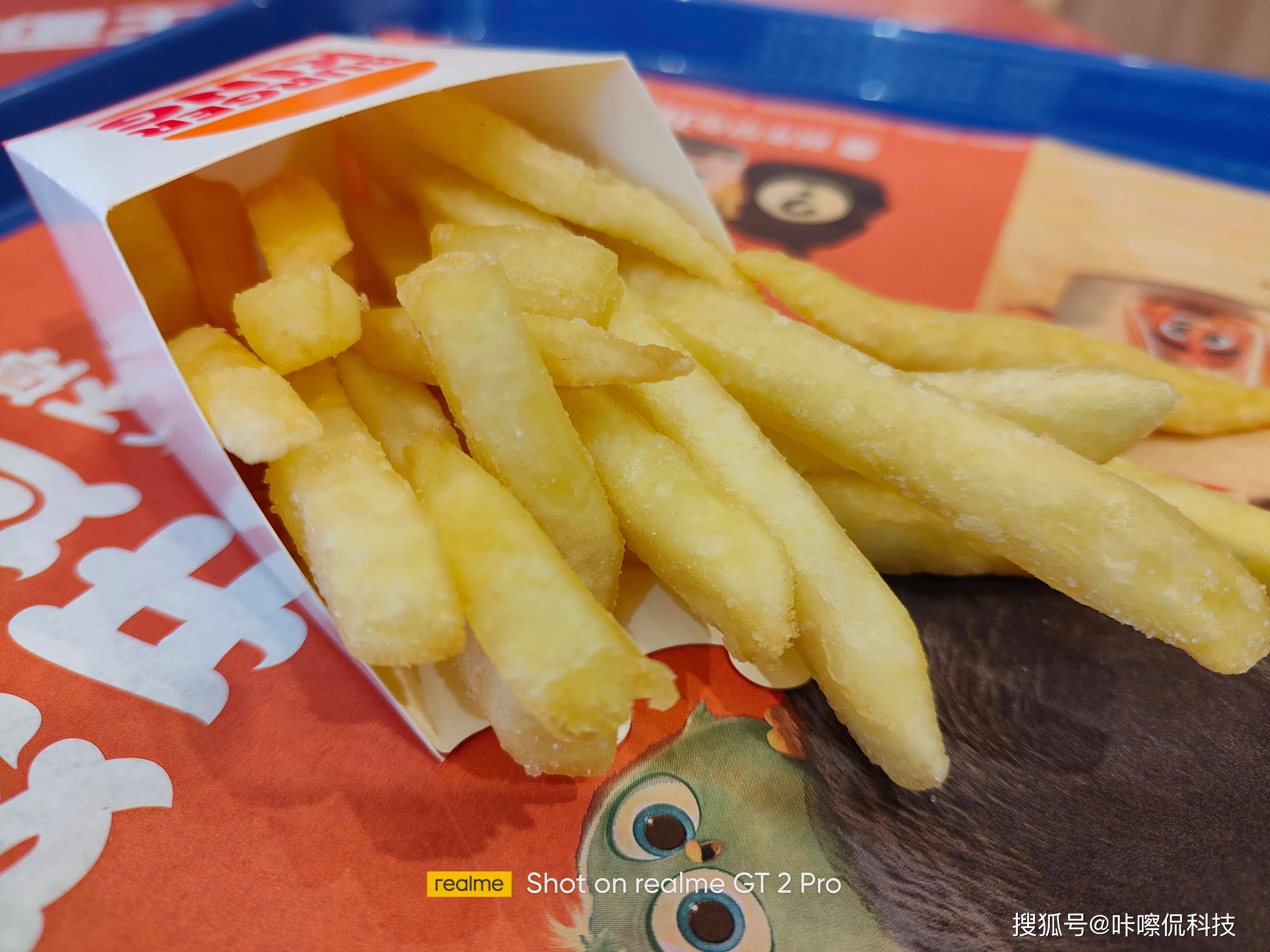 3699元起！真我GT2 Pro首发体验，背刺小米12 Pro？