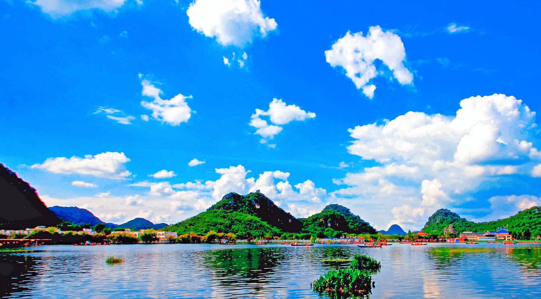 云南“瘆人”的湖泊，湖底都是“人”，湖面却美如仙境