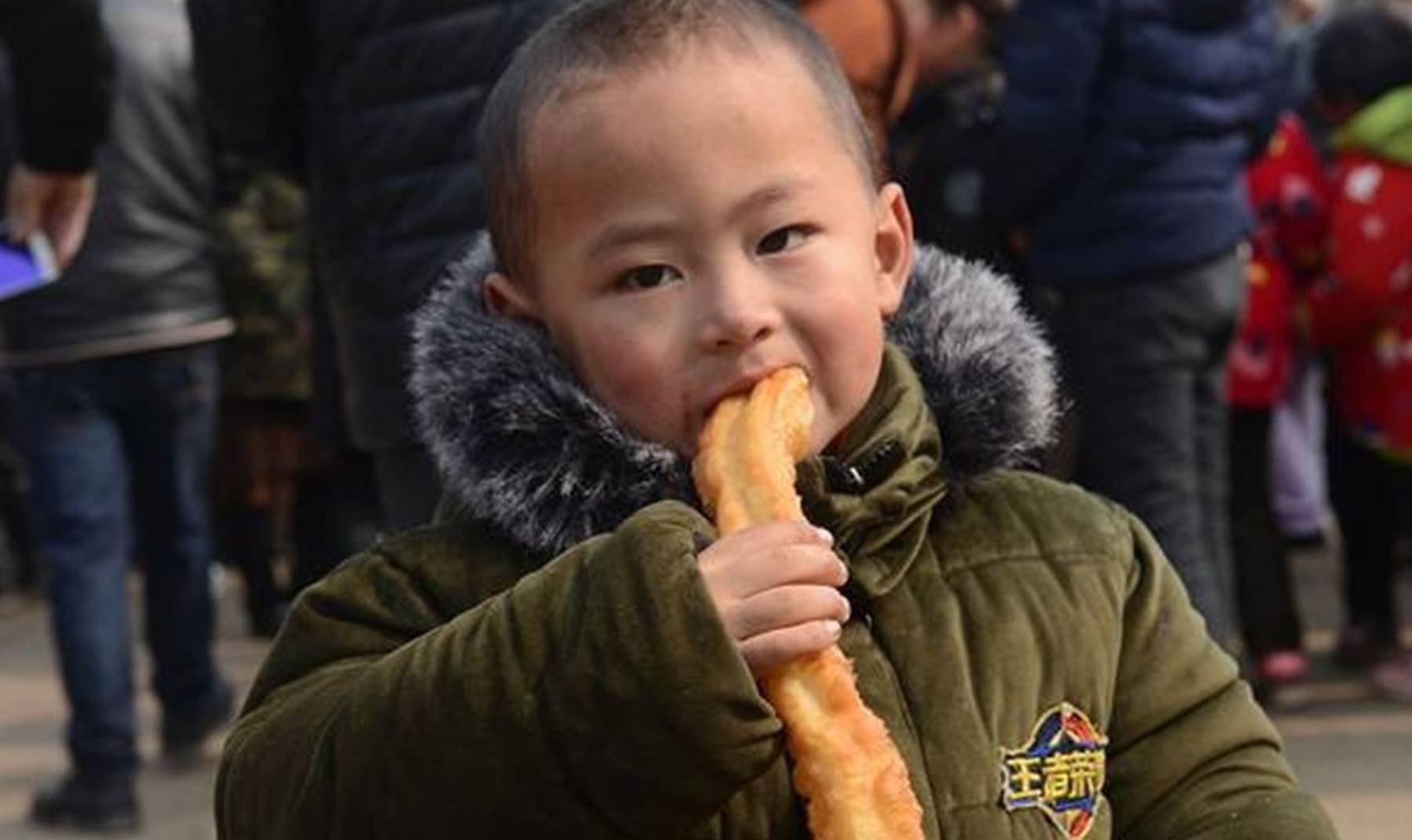 饮食|中国式“糊弄”早餐登上“饮食黑名单”，不光没营养，还影响长高