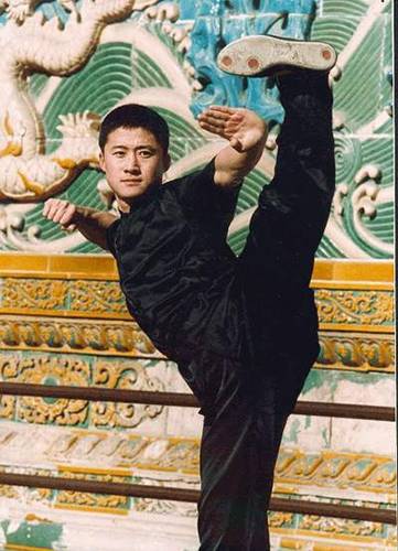 替身|当下中国影史票房前五三部有吴京,吴京为什么能成为票房密码