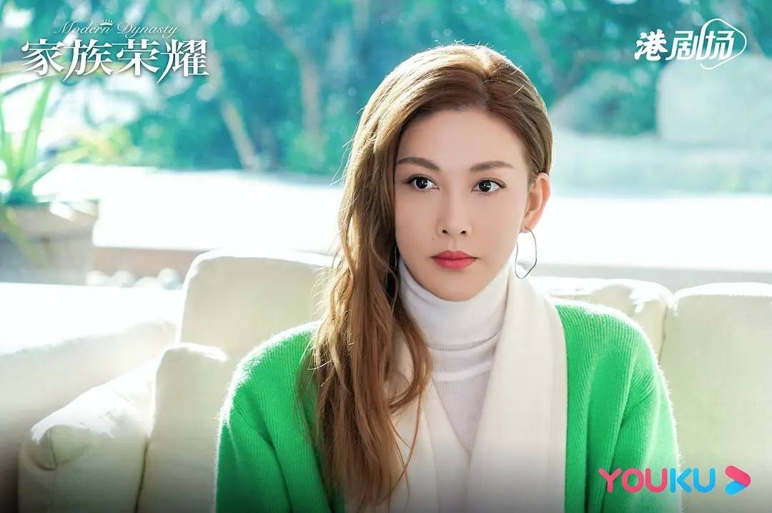 兄弟|狗血遍地、抓马十足：张智霖新剧，让我再次找到追港剧的快乐