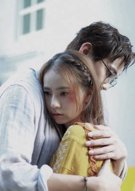 不过这激烈的打戏,倒不是会让许俊豪自己受伤,反而