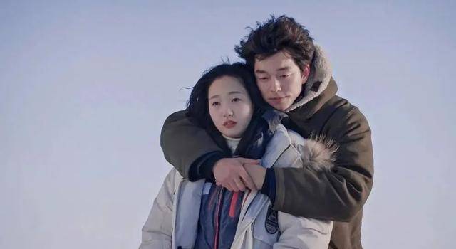 张天虞书欣变身雪地“小精灵”，冬日氛围感又被她拿捏住了