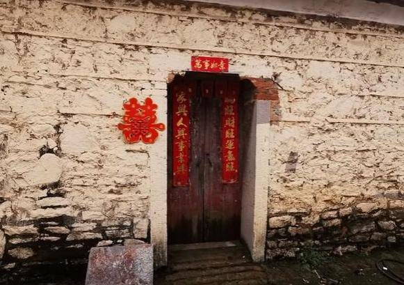 南京有一千年古村，全村用石头建造，十分静谧，人越来越少